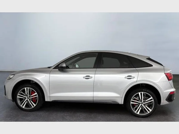 Audi Q5 (2022) — foto 38 van 40