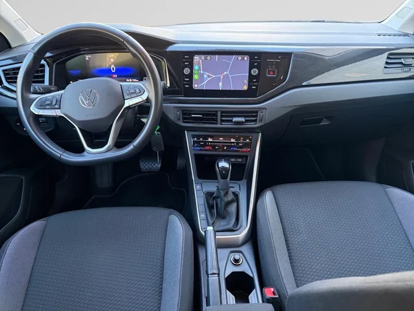 VOLKSWAGEN Polo (2023) — foto 5 van 14