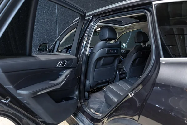 BMW X5 (2021) — foto 9 van 43