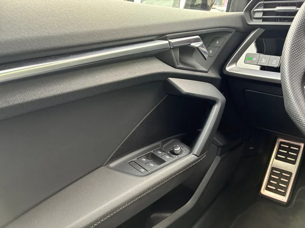AUDI A3 Sportback (2023) — foto 23 van 23