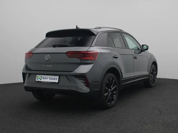 VOLKSWAGEN T-Roc (2023) — foto 10 van 17