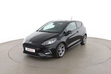 Ford Fiesta c7031843-eb43-44cc-91b2-febad3c1cd01