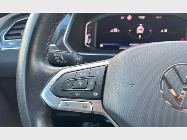 Volkswagen Tiguan (2023) — foto 2 van 33