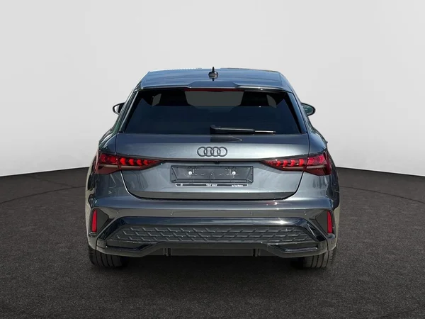 AUDI A3 Sportback (2025) — foto 15 van 22