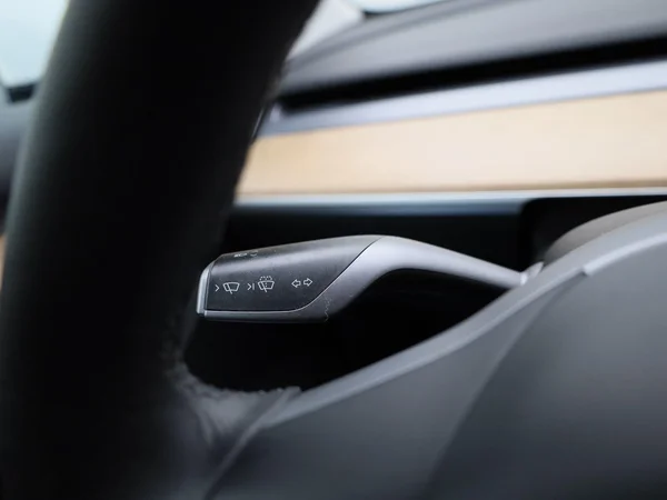 Tesla Model 3 (2022) — foto 11 van 40