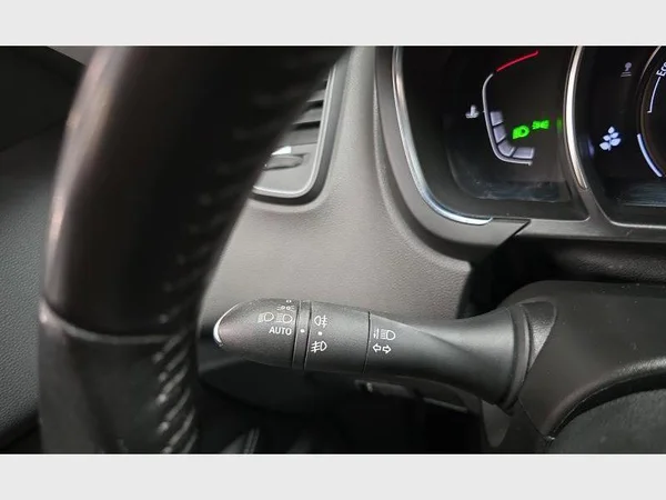 Renault Grand Scénic (2019) — foto 6 van 27