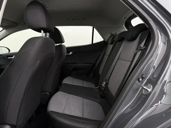 KIA Stonic (2022) — foto 5 van 23