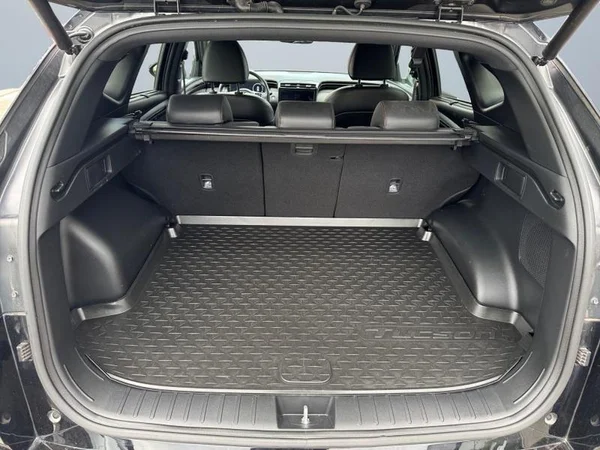 HYUNDAI Tucson (2021) — foto 25 van 31