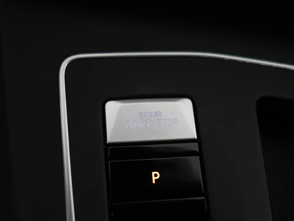 VOLKSWAGEN Golf Variant (2022) — foto 16 van 29