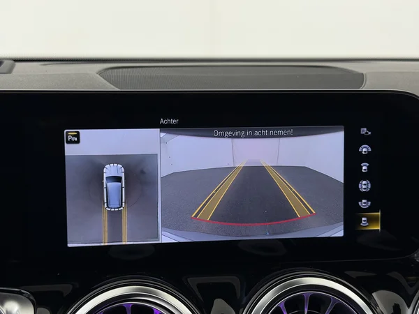 MERCEDES EQB 250 (2022) — foto 11 van 35