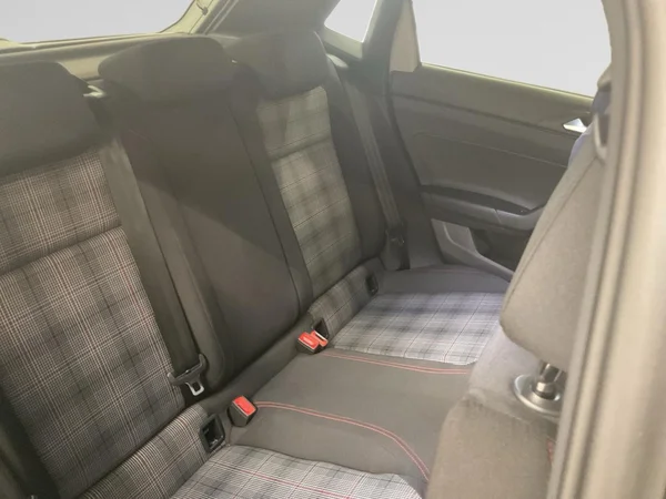 VOLKSWAGEN Polo GTI (2025) — foto 11 van 22