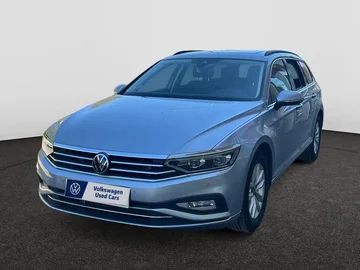 VOLKSWAGEN Passat SW (2024)
