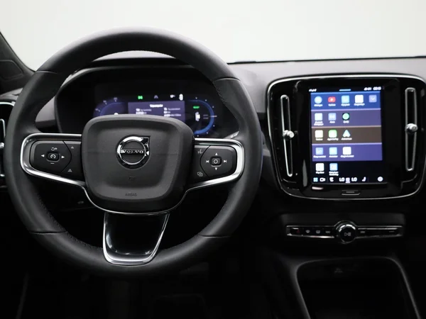 Volvo C40 (2022) — foto 44 van 44