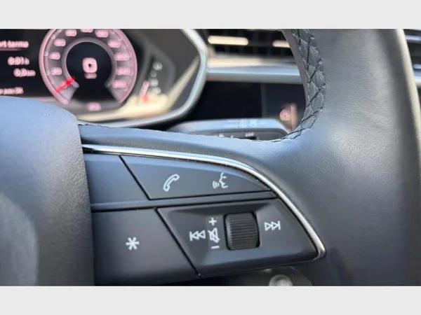 Audi Q3 Sportback (2024) — foto 4 van 26