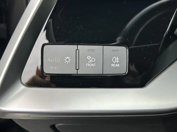 AUDI A3 Sportback (2023) — foto 25 van 34