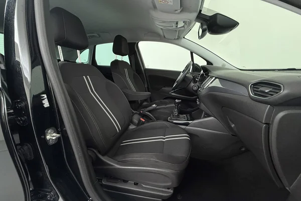 Opel Crossland (2023) — foto 29 van 29