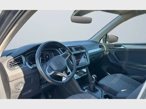 Volkswagen Tiguan (2022) — foto 3 van 29