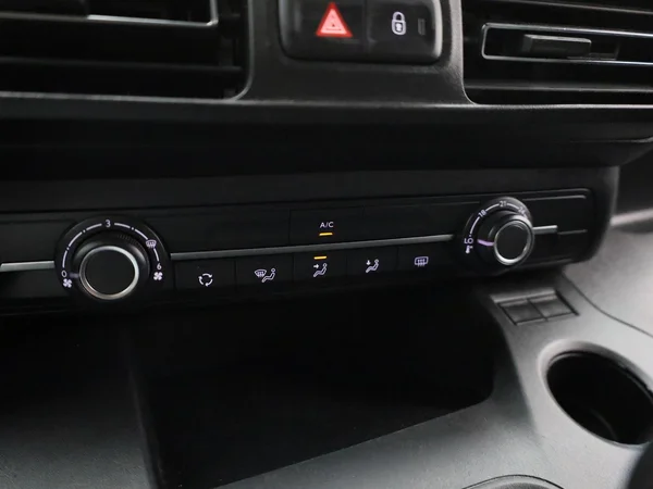 Opel Combo Life (2023) — foto 15 van 30