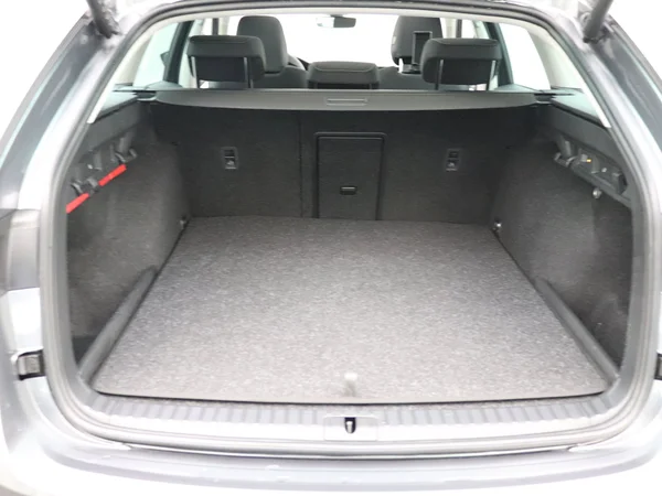 SKODA Octavia Combi (2025) — foto 13 van 27
