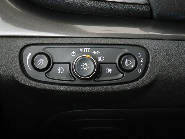 OPEL Mokka X (2017) — foto 17 van 26