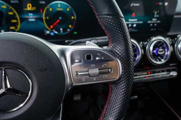 Mercedes-Benz GLB (X247) (2023) — foto 11 van 40