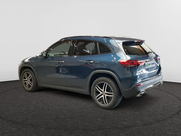 MERCEDES-BENZ GLA (H247) (2022) — foto 16 van 22