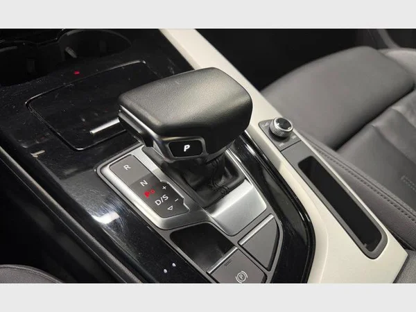 Audi A4 (2022) — foto 5 van 28