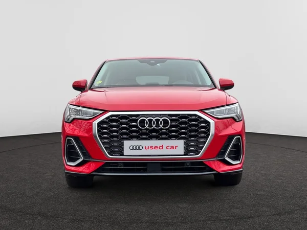 AUDI Q3 Sportback (2021) — foto 10 van 13