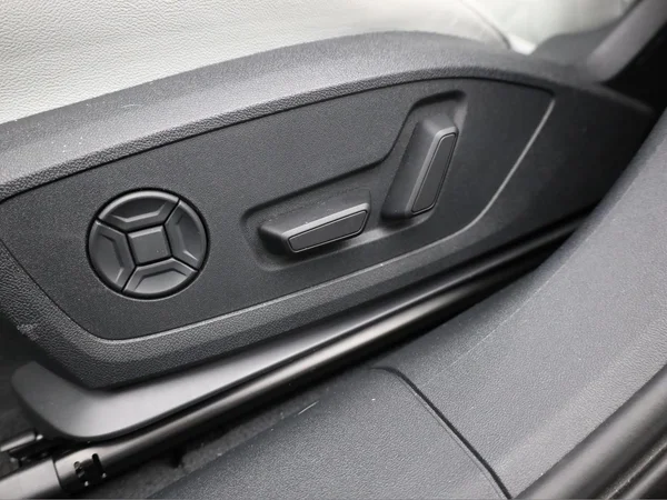 AUDI A6 Sportback e-tron (2026) — foto 8 van 23