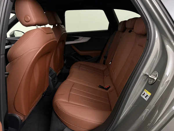 AUDI A4 (2023) — foto 5 van 30