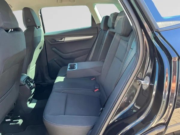 SKODA Karoq (2025) — foto 19 van 22