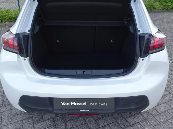 Peugeot 208 (2021) — foto 11 van 24