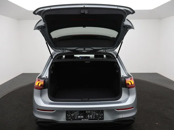 VOLKSWAGEN Golf VIII (2026) — foto 5 van 22