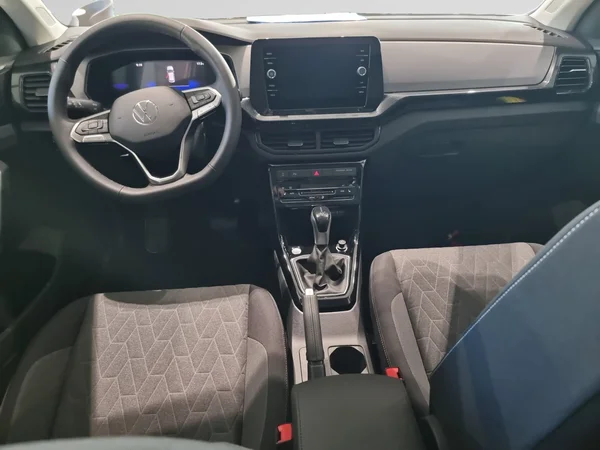 VOLKSWAGEN T-Cross (2025) — foto 10 van 16
