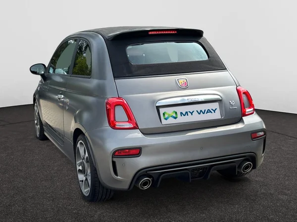 ABARTH 595C (2019) — foto 18 van 24