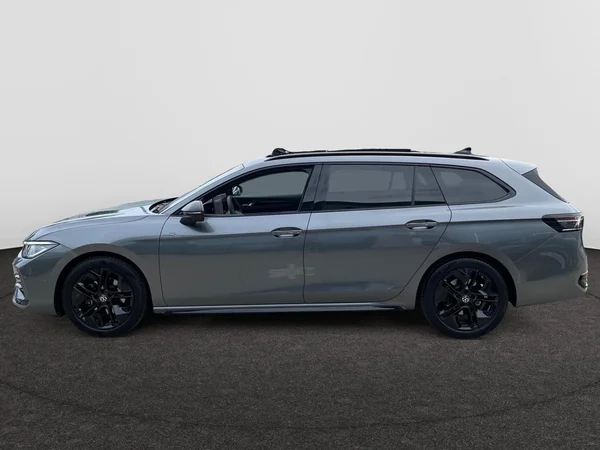 VOLKSWAGEN Passat SW (2025) — foto 13 van 22