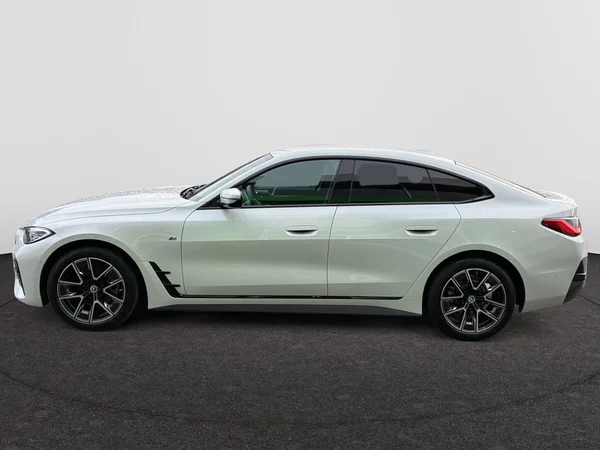 BMW 4 Gran Coupe (G26) (2022) — foto 24 van 24