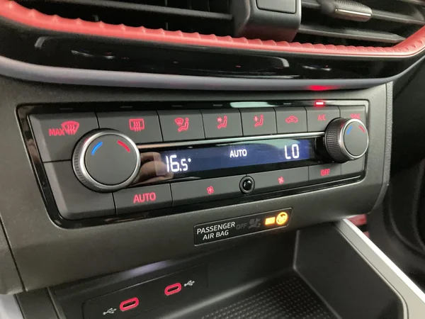 SEAT Arona (2022) — foto 22 van 36