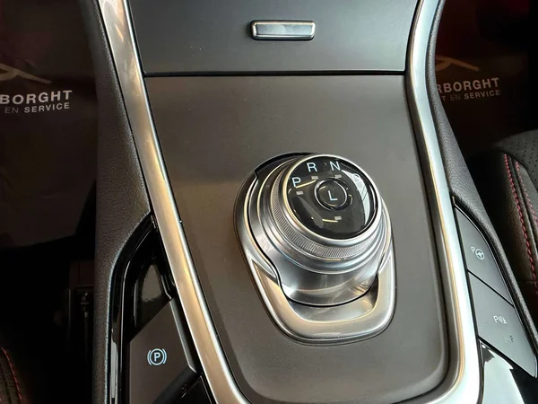 Ford S-Max (2023) — foto 8 van 22