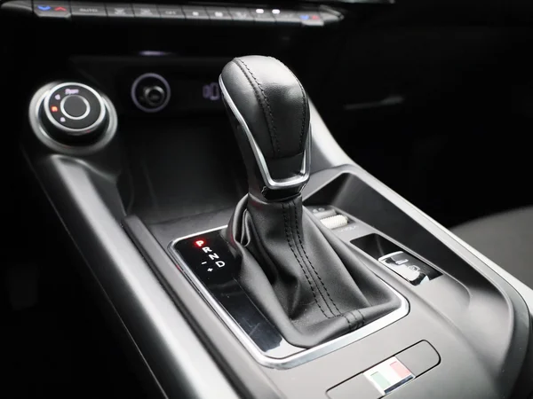 Alfa Romeo Tonale (2023) — foto 17 van 37