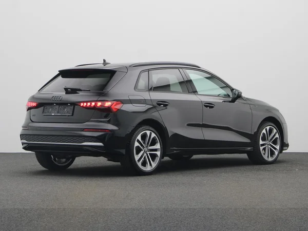 AUDI A3 Sportback (2025) — foto 12 van 24