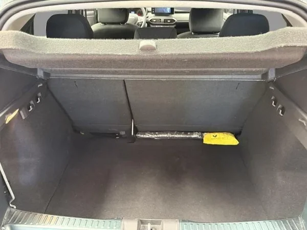 Dacia Sandero Stepway (2025) — foto 6 van 16