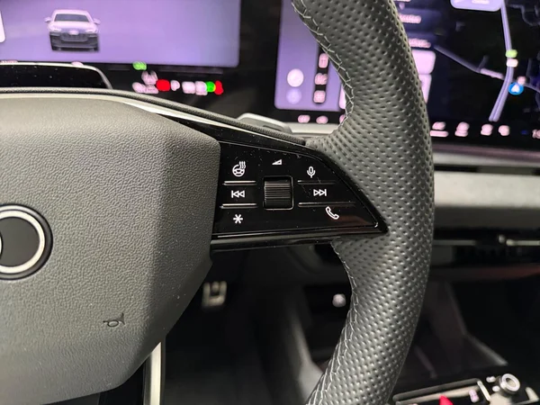 AUDI Q6 Sportback e-tron (2026) — foto 11 van 19