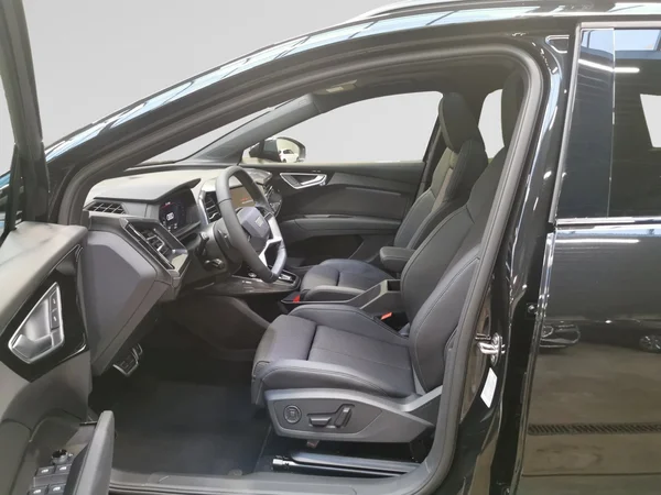 AUDI Q4 e-tron (2026) — foto 2 van 16