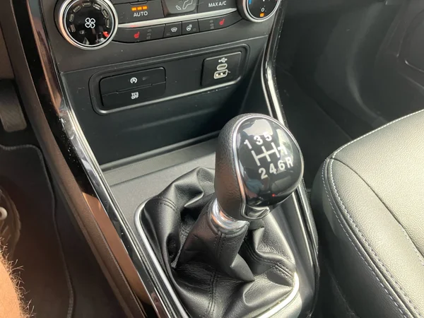 FORD Ecosport (2023) — foto 10 van 23