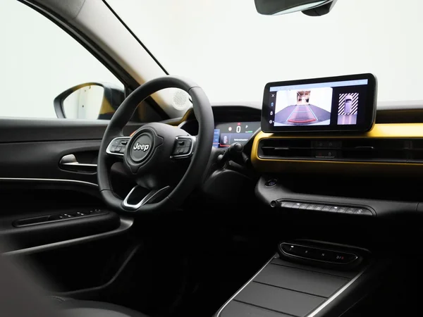 Jeep Avenger (2024) — foto 33 van 42