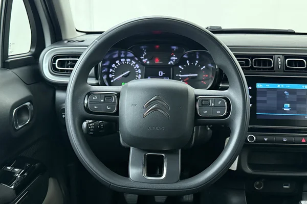 Citroen C3 (2024) — foto 2 van 17