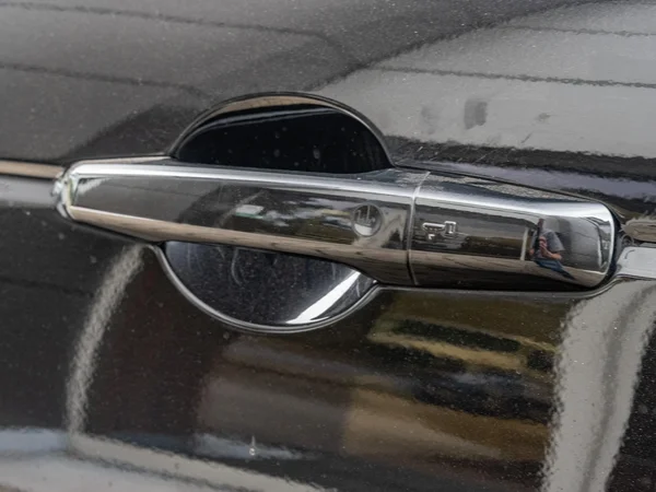 Land Rover Discovery Sport (2022) — foto 3 van 29