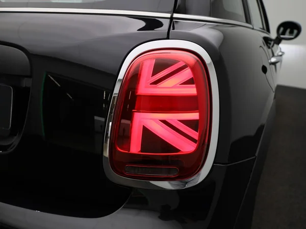 MINI One (2022) — foto 21 van 34