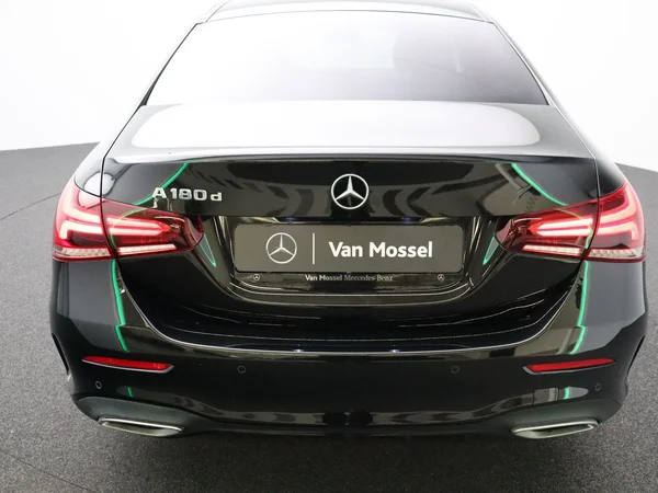 Mercedes-Benz A-Klasse (2022) — foto 17 van 30